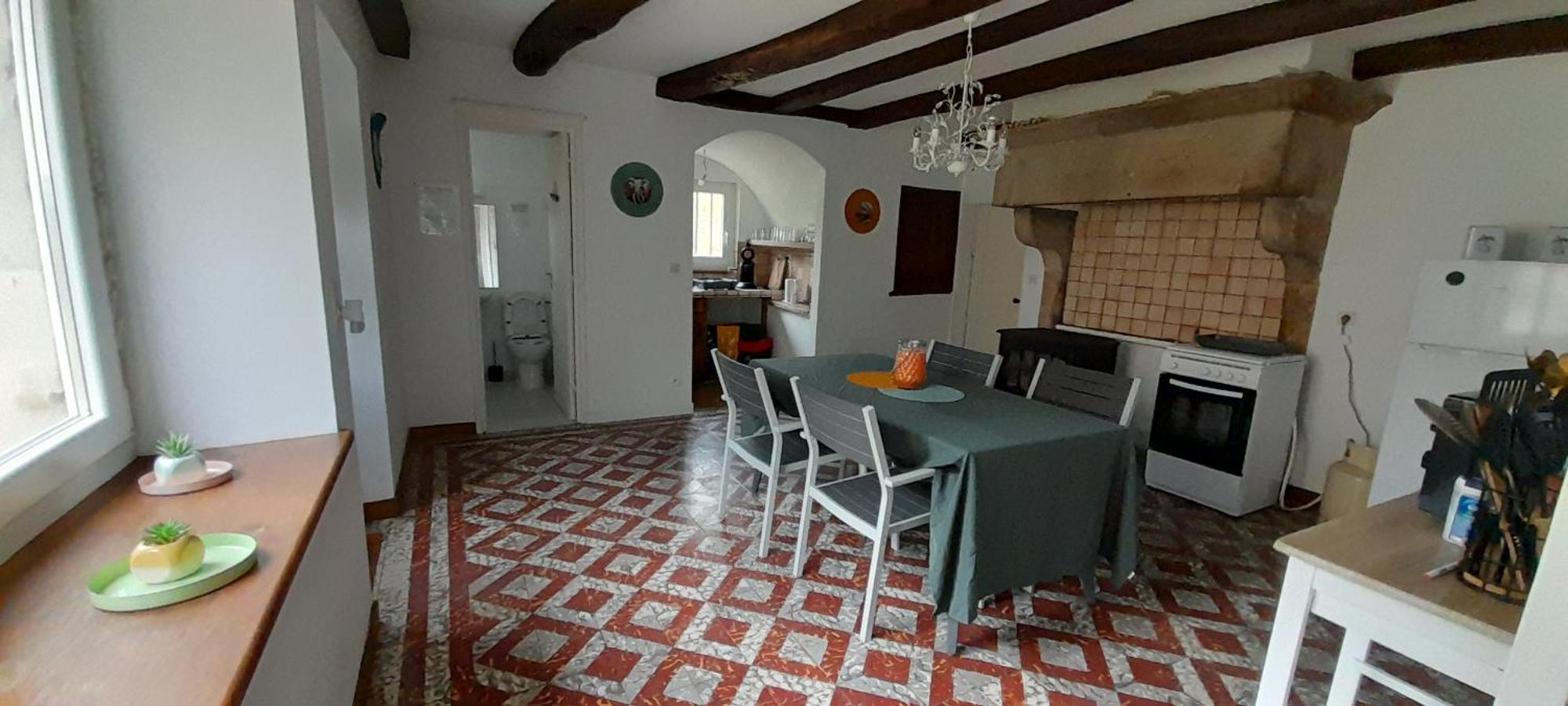 L'Univers, Vous Et Nous Pouilly-sur-Vingeanne Exterior photo